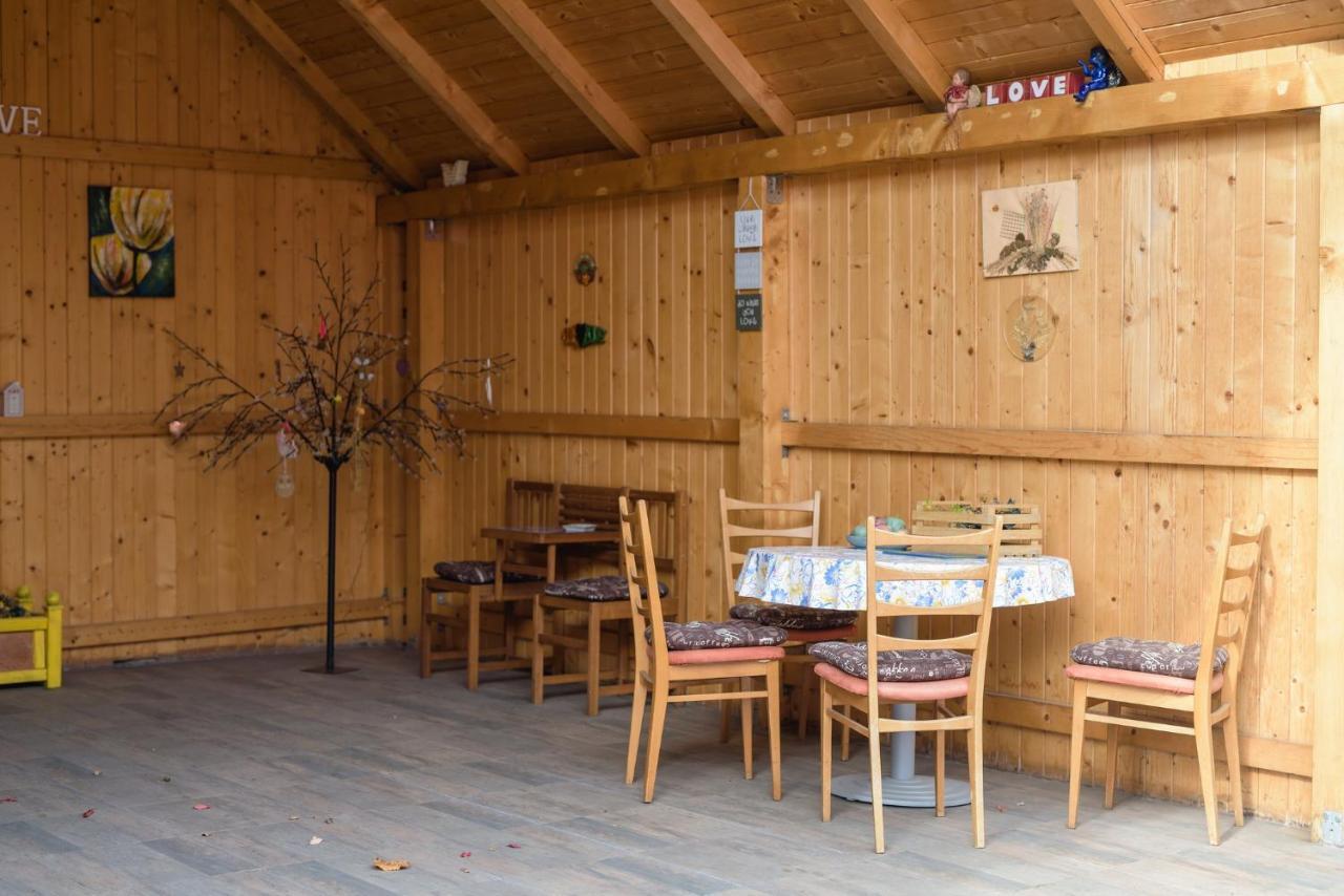 Wooden Attic Suite Braşov Buitenkant foto
